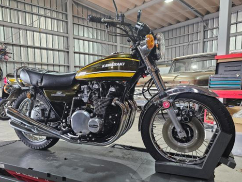 カワサキ 750RS