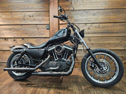 ハーレーダビッドソン XL883R